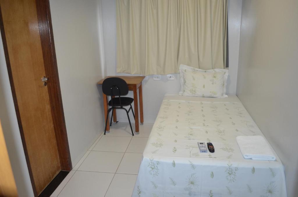 Hotel Palace Avenida Caiaponia Room photo
